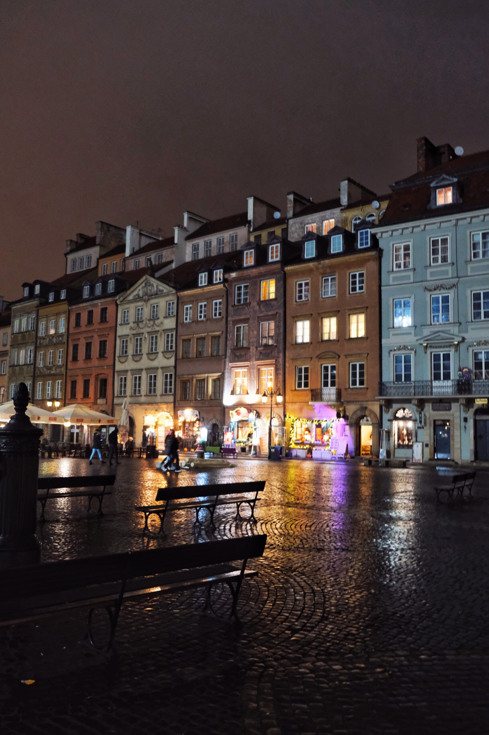 Gra miejska w Warszawie z przewodnikiem. Ciekawy sposób zwiedzania stolicy post thumbnail image